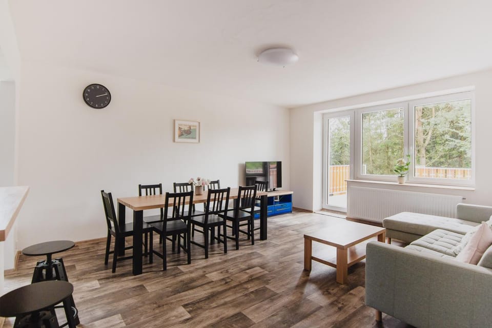 Living room, Seating area, Dining area