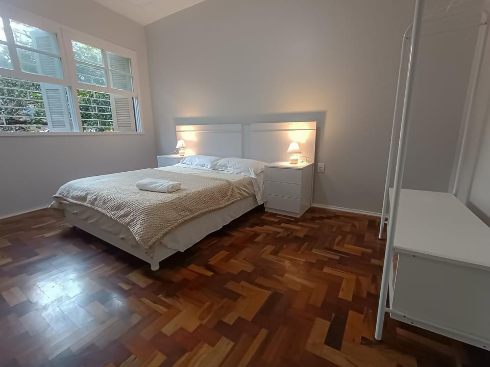 Bed, View (from property/room), Photo of the whole room, locker