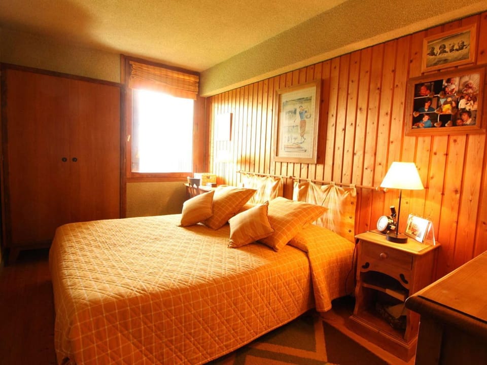 Chalet 5 ch, 11 pers, terrasse sud, Les Carroz Chalet in Arâches-la-Frasse