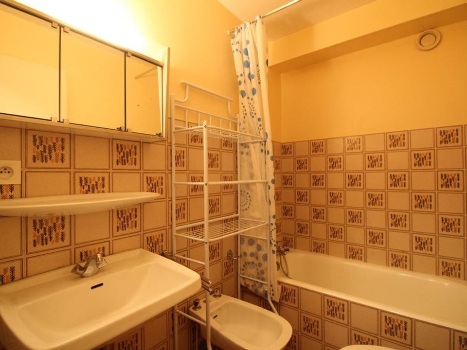 Studio spacieux 4 pers, lit double, pistes, parking - FR-1-572-146 Apartment in Arâches-la-Frasse
