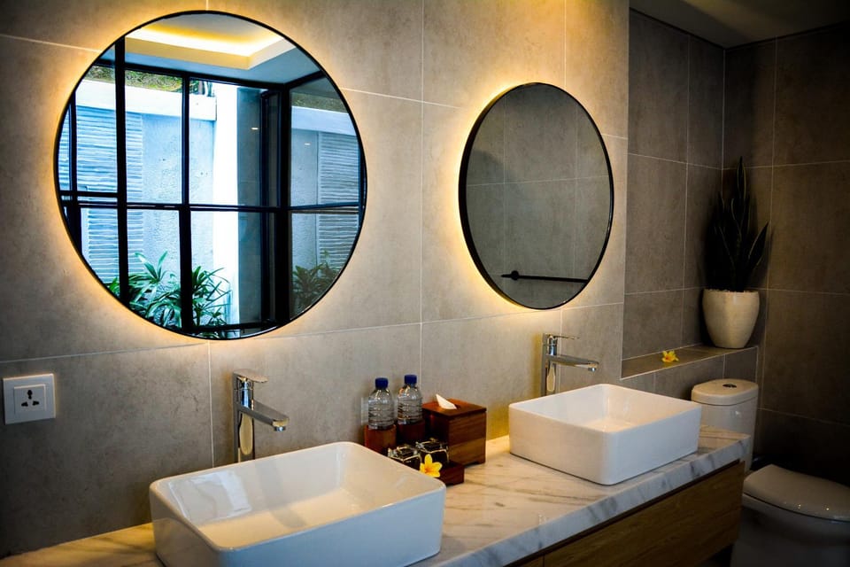 Toilet, Bathroom