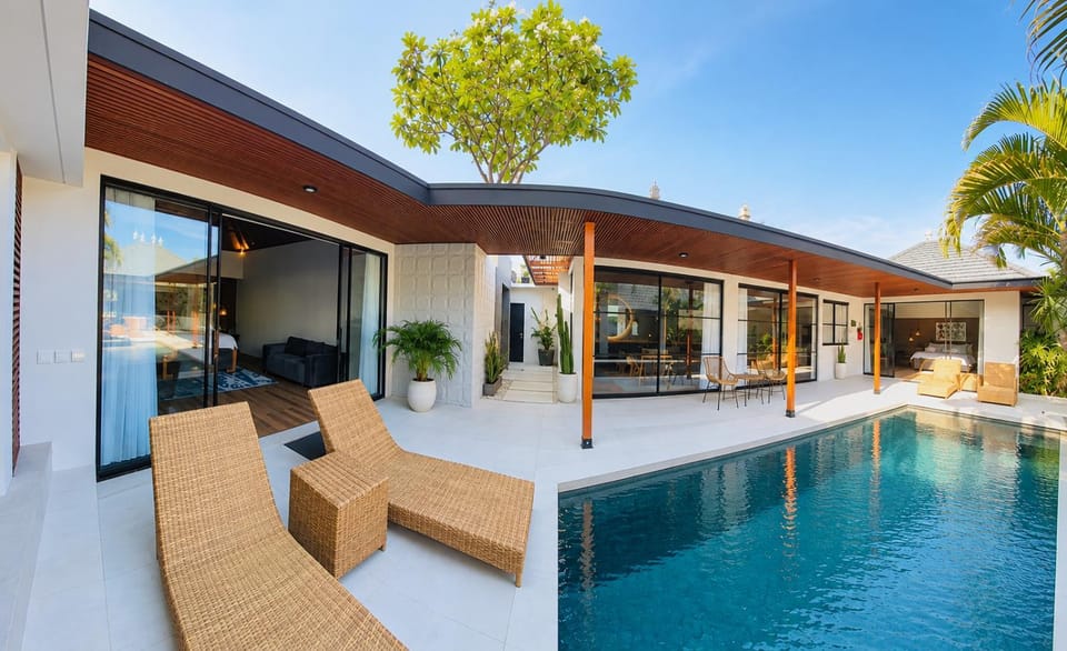 Property building, Swimming pool