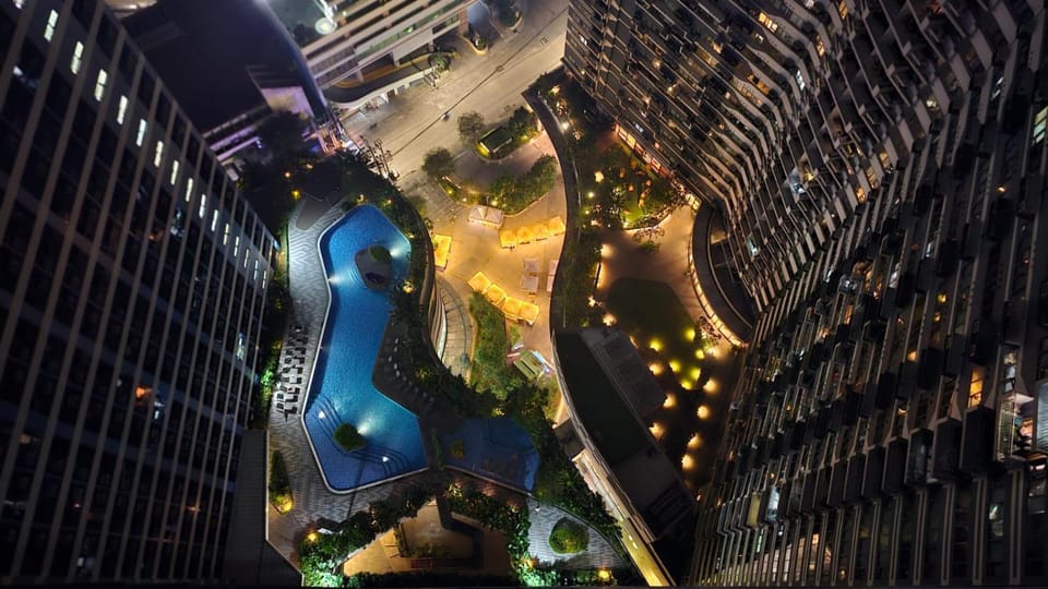 City view, Pool view, Swimming pool
