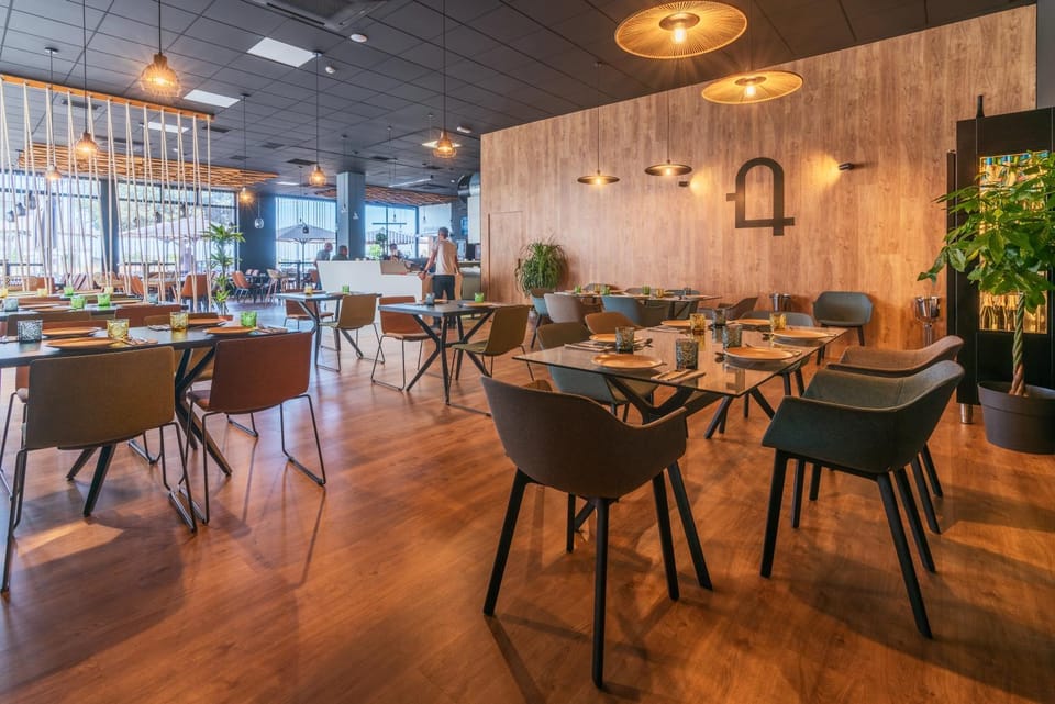 Lounge or bar