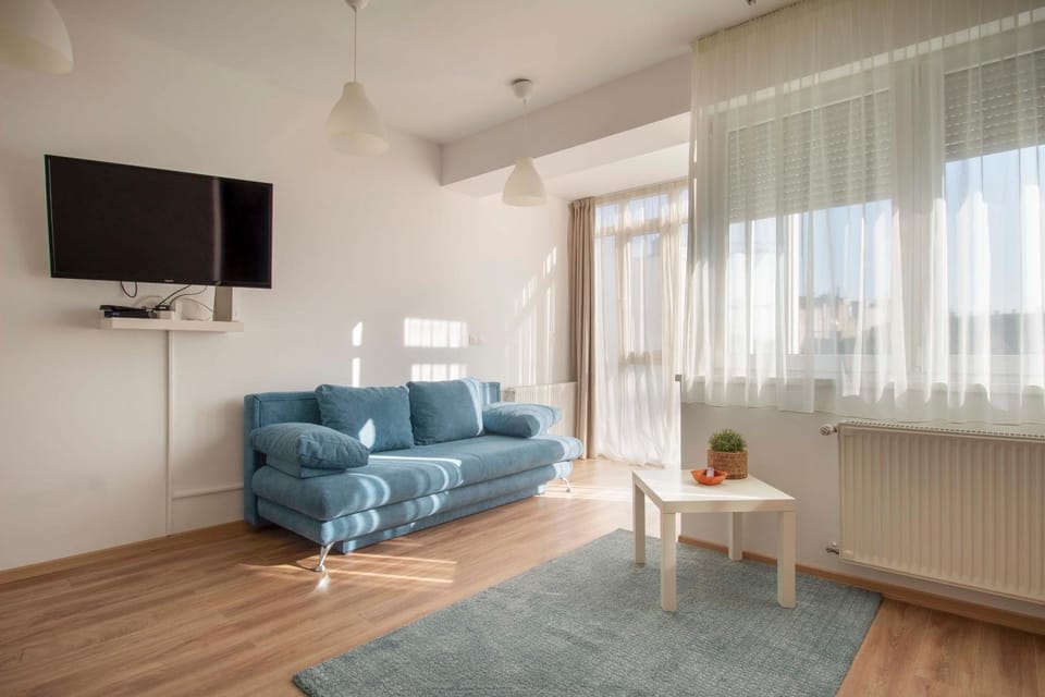 TV and multimedia, Seating area