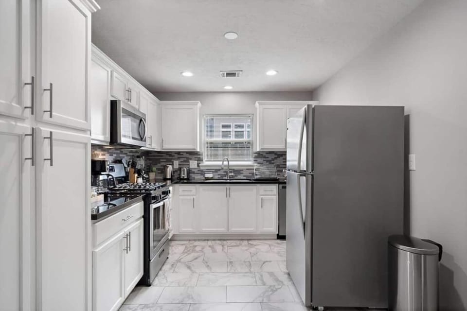 Nr Med Center, NRG, Galleria Htown Getaway Games House in Bellaire