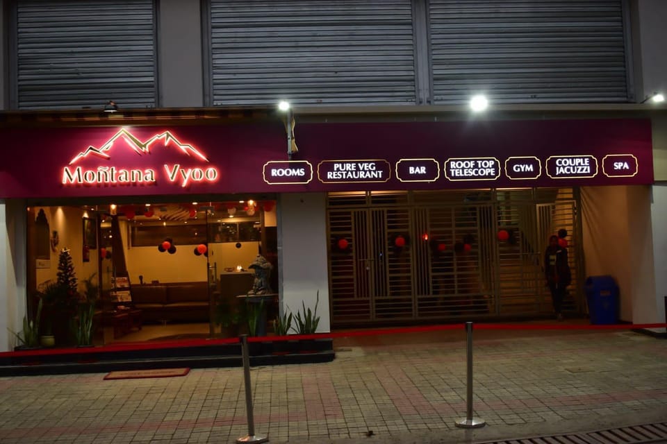 Facade/entrance, Property logo or sign