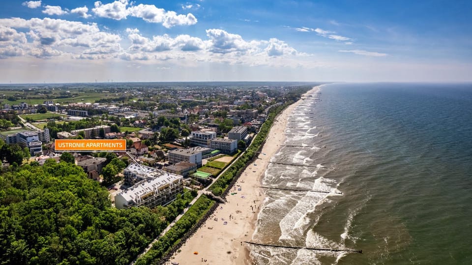 Property building, Neighbourhood, Bird's eye view, Beach