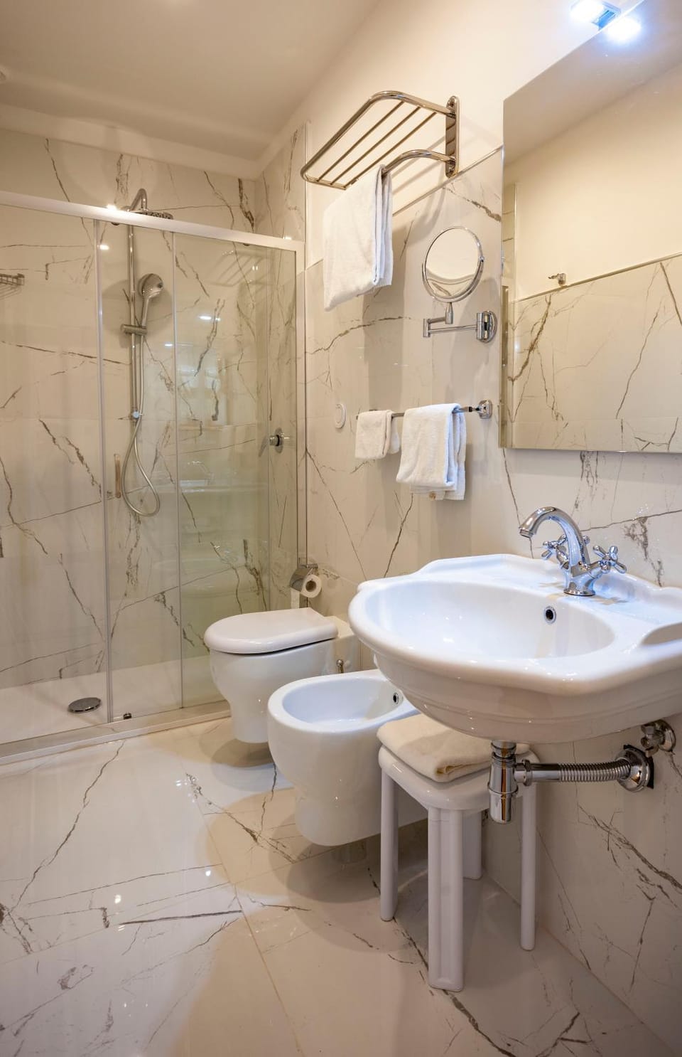 Shower, Toilet, Bathroom, bidet