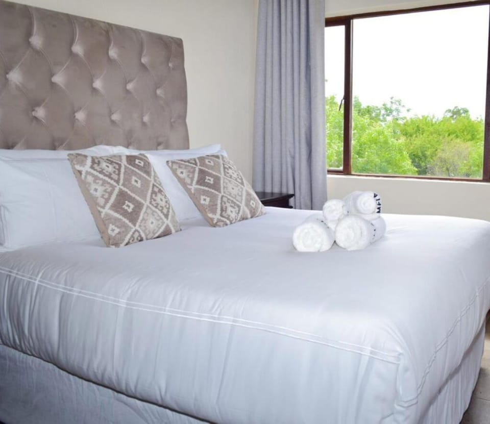 Mela Luxury Game Lodge Nature lodge in Gauteng