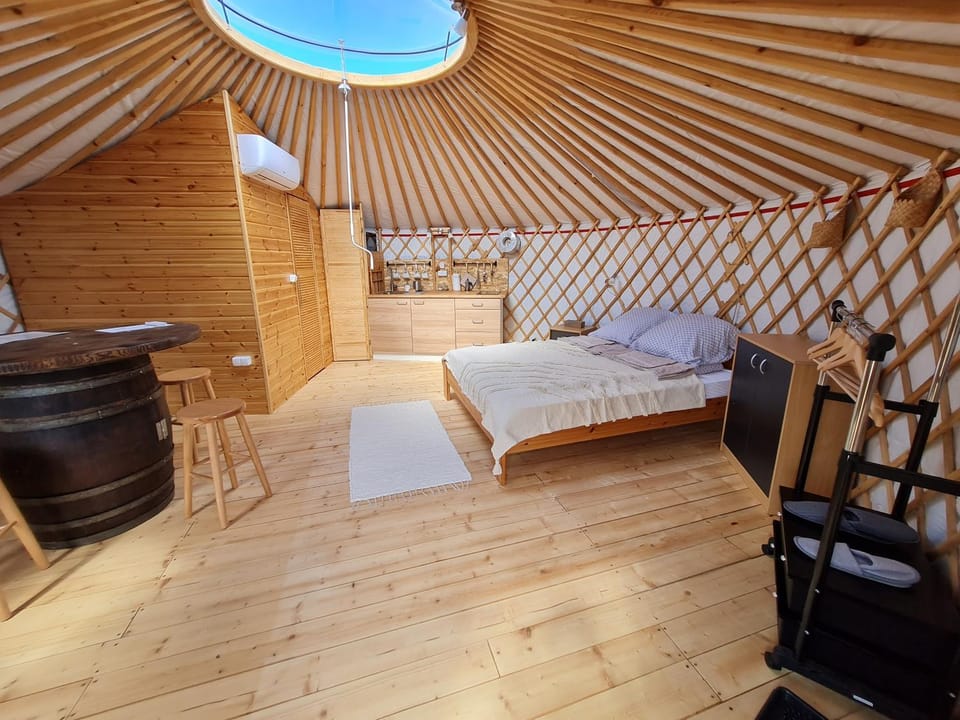 Jurtafarm Ráckeve - a nomád luxus Luxury tent in Hungary