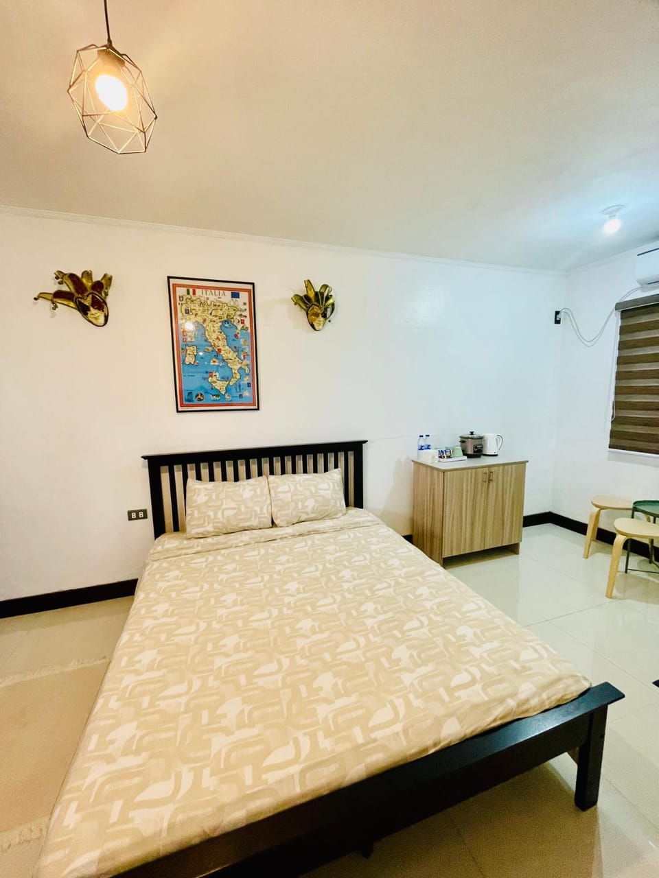 Venice Unit Tagaytay Netflix/Wifi/Parking Apartment in Tagaytay