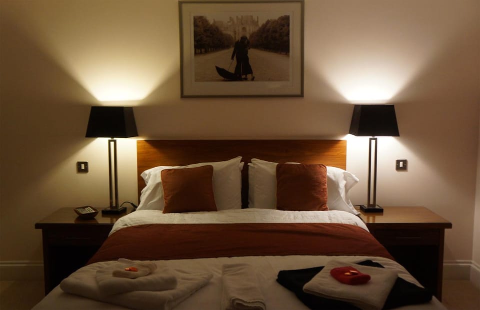 Bed, Photo of the whole room