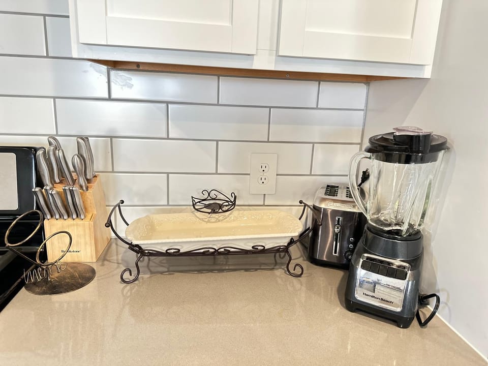 Kitchen or kitchenette, toaster