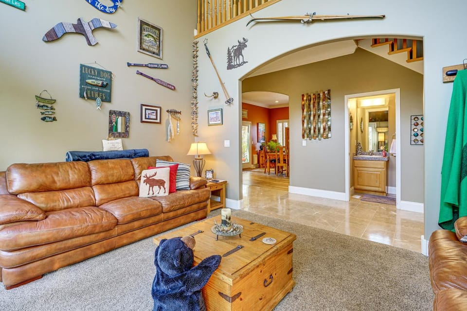 Secluded Home w/ Hot Tub & Mountain Views! House in Millcreek