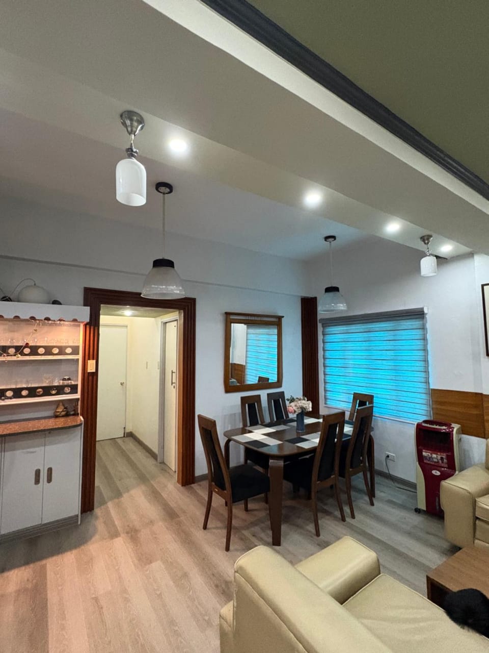 3BR 70sqm Free internet, Penthouse unit in Ermita, Manila near US Embassy Apartment in Manila City
