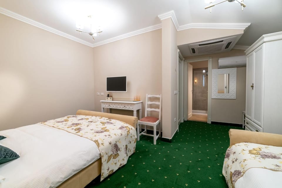 Hanul lui Mihai Bed and Breakfast in Moldova