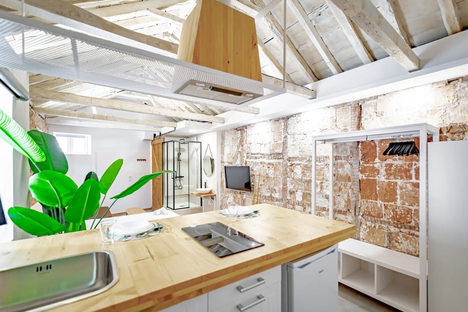 TV and multimedia, Kitchen or kitchenette, stove