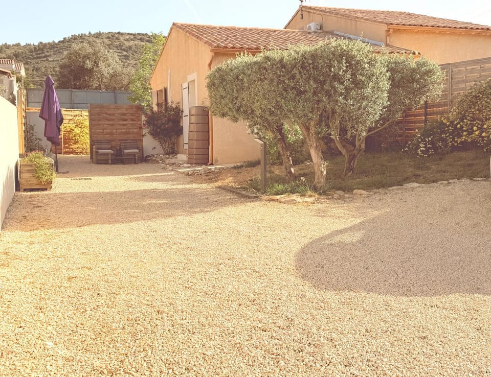 Chez Nous House in Mallemort