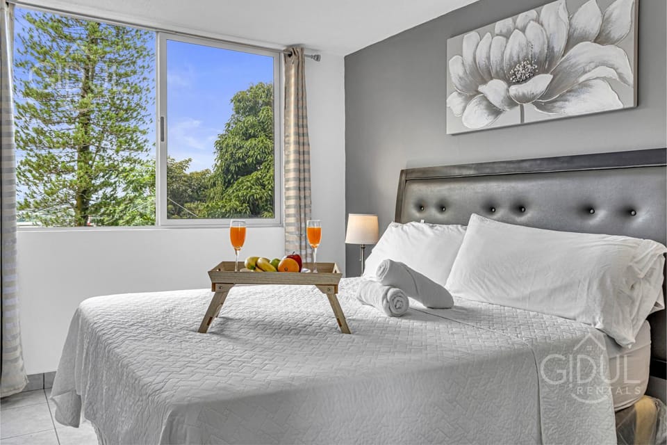 Bedroom, air conditioner