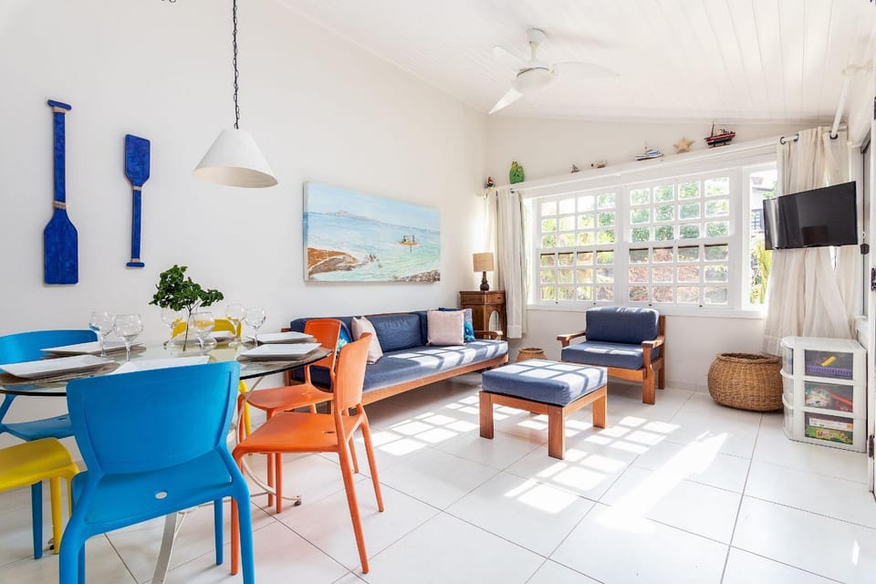 Communal lounge/ TV room, Living room, Dining area