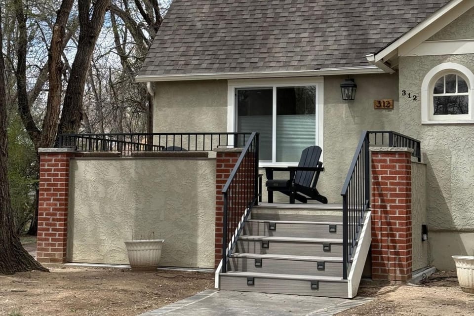 Elegant Old Town Charm - Walk to CSU and Downtown House in Fort Collins