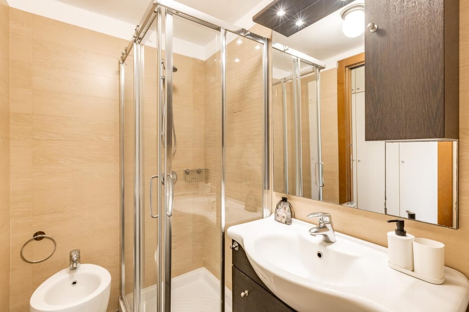 Easylife - Milano - Gregorio 11 P2 - Porta Venezia Apartment in Milan
