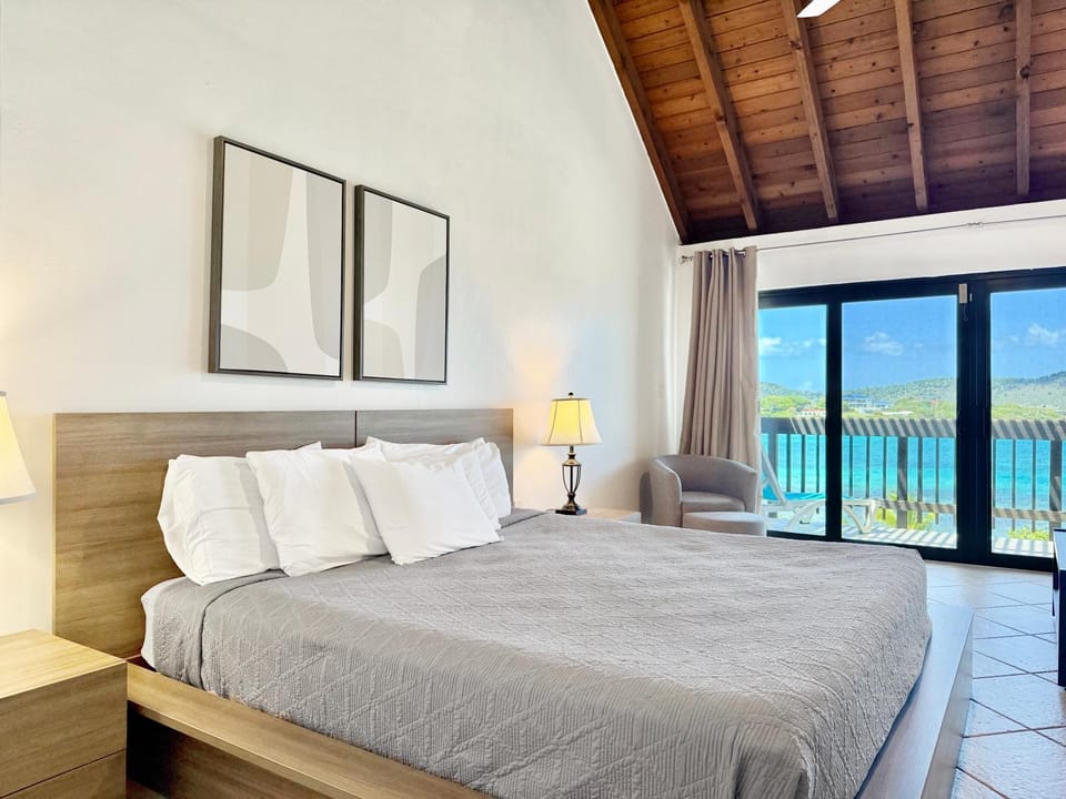 Sapphire Beachfront Renovated Villa 1200 SF! - Free Wi-Fi Apartment in Virgin Islands (U.S.)