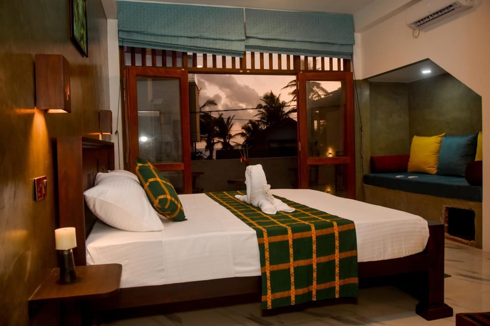 Bed, Photo of the whole room, Bedroom, Sea view, Sunset