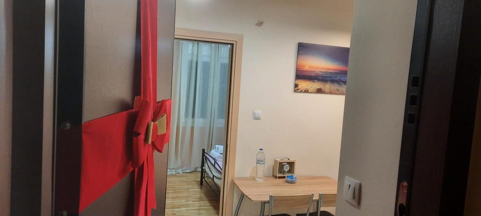 Livia's Room To Ampelokipi metro Airport line Apartment in Athens