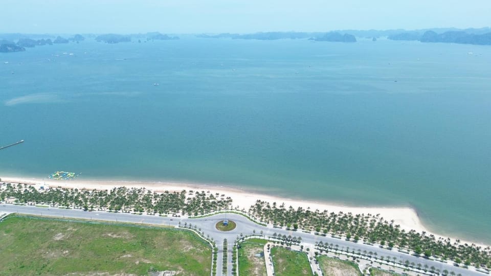 Nearby landmark, Day, Neighbourhood, Natural landscape, Bird's eye view, Beach
