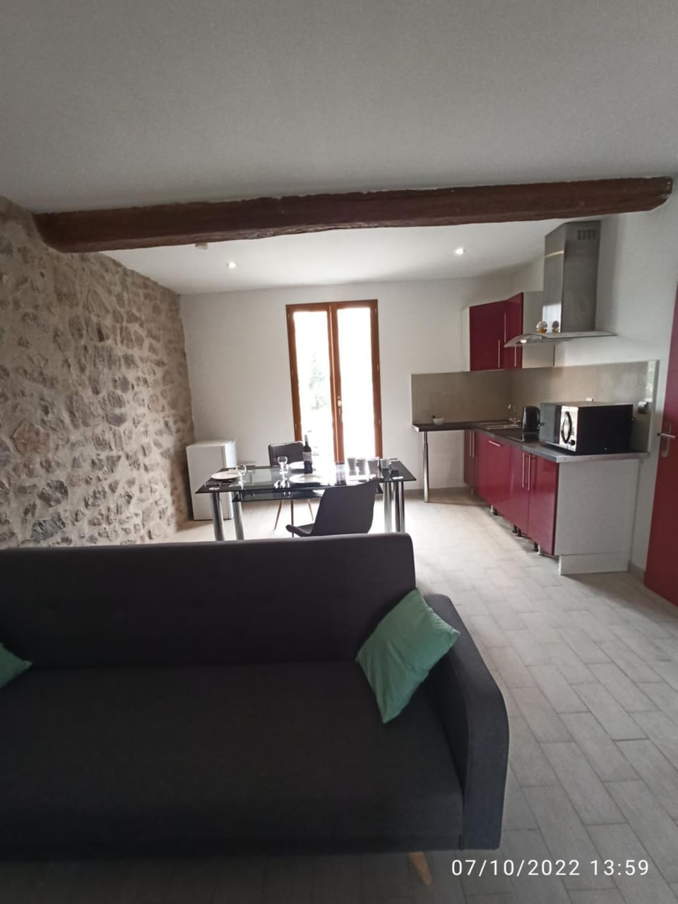 Kitchen or kitchenette, Living room