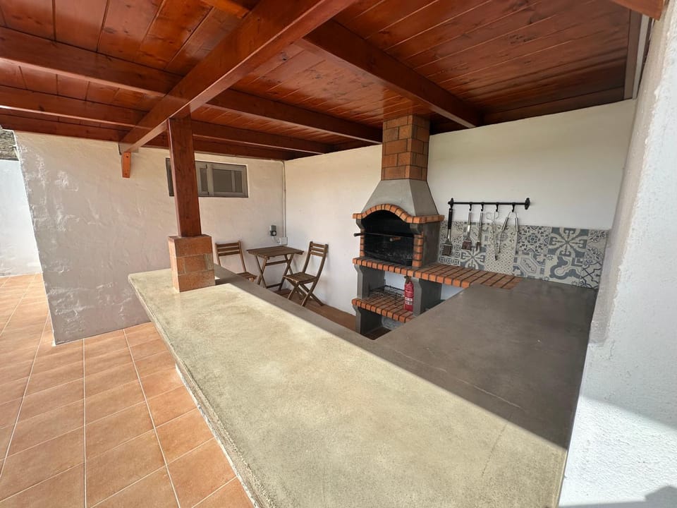 BBQ facilities, Balcony/Terrace