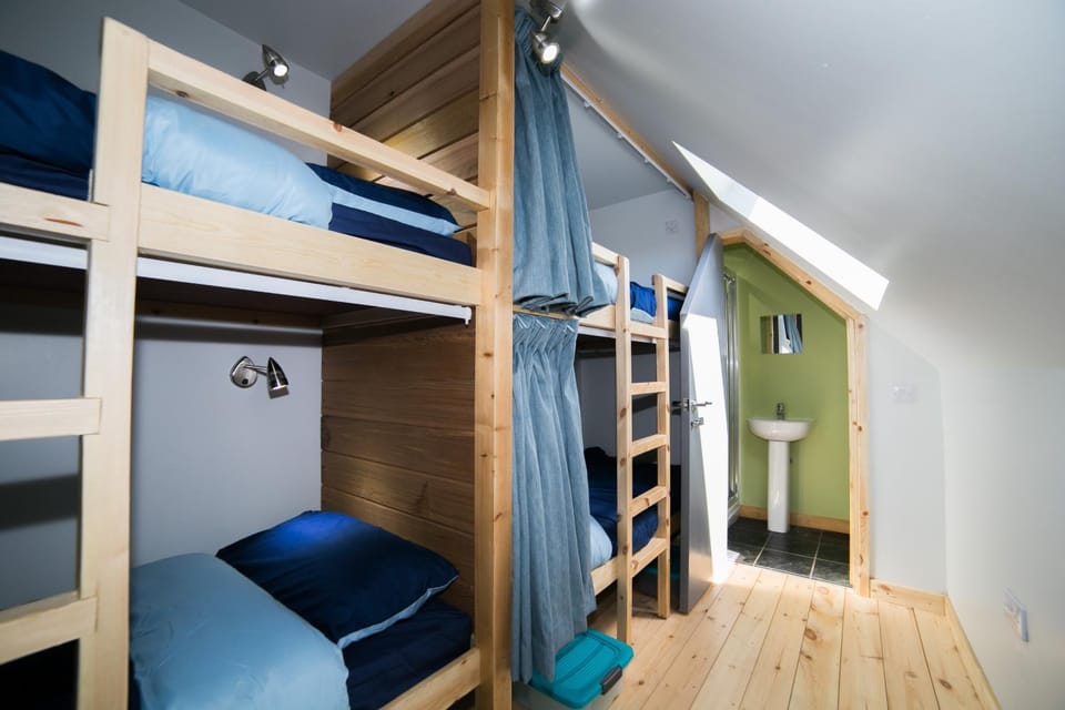 bunk bed