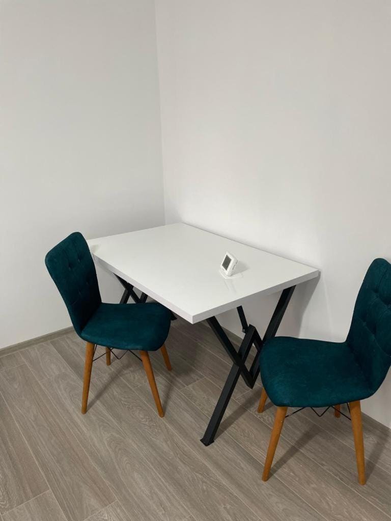 Studio Ali with parking Apartment in Brașov County