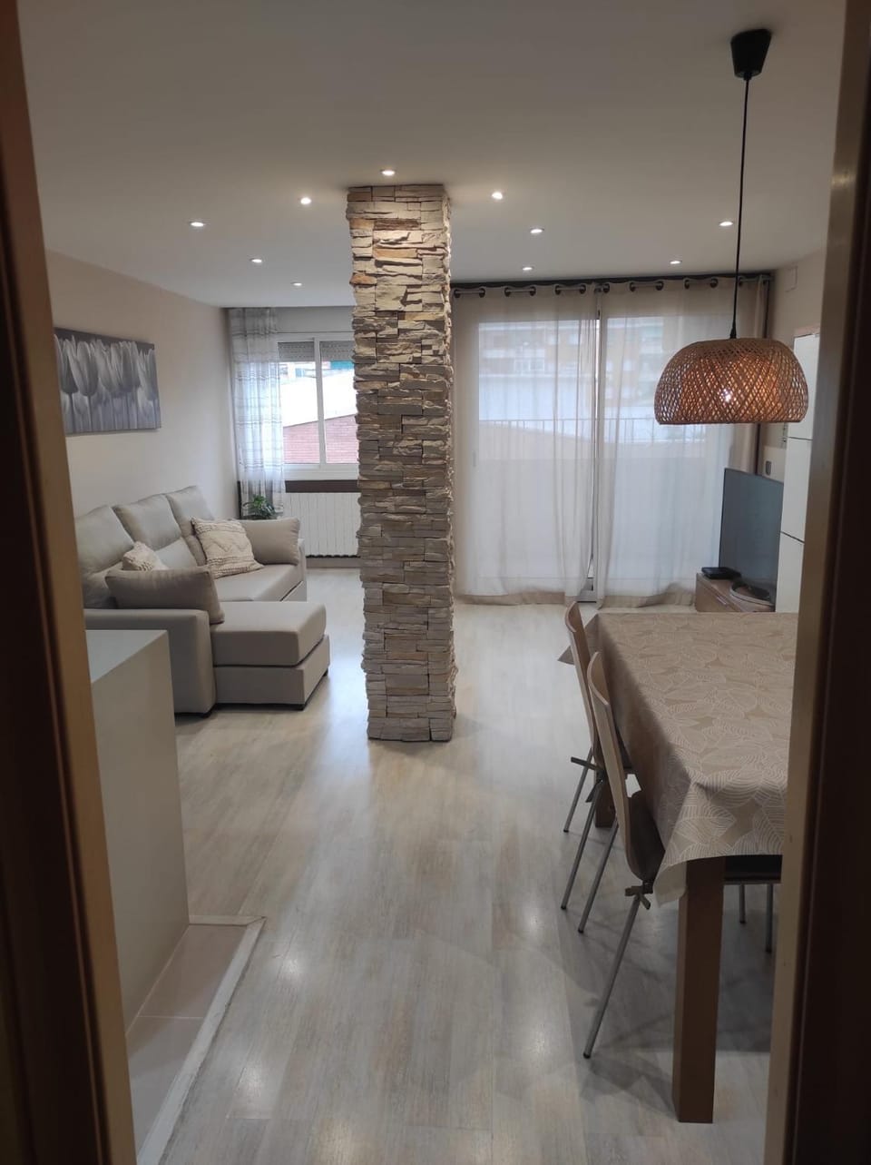 Living room, Dining area