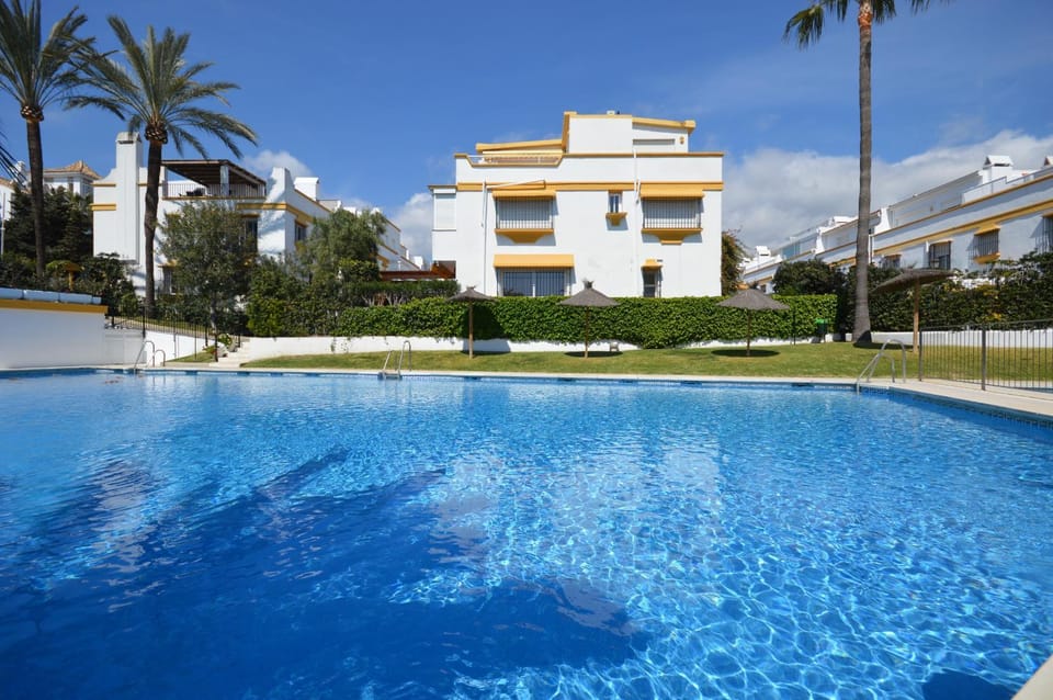 Casa Bambu - Incredible Beachside Townhouse by Finest Rentals House in Marbella