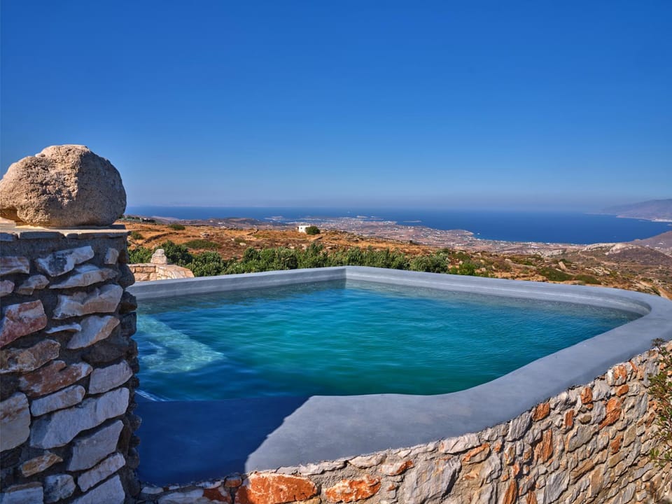 VILLA STELLA, LEFKES PAROS Villa in Paros, Greece