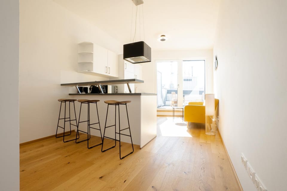 Kitchen or kitchenette, Living room