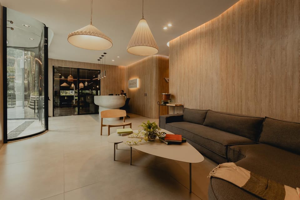 Lobby or reception, Internal: Not applicable to any particular room