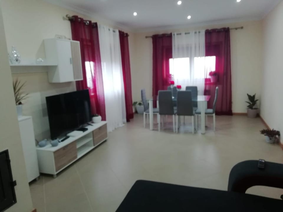 Casa da Fonte em Prada, Vinhais House in Galicia