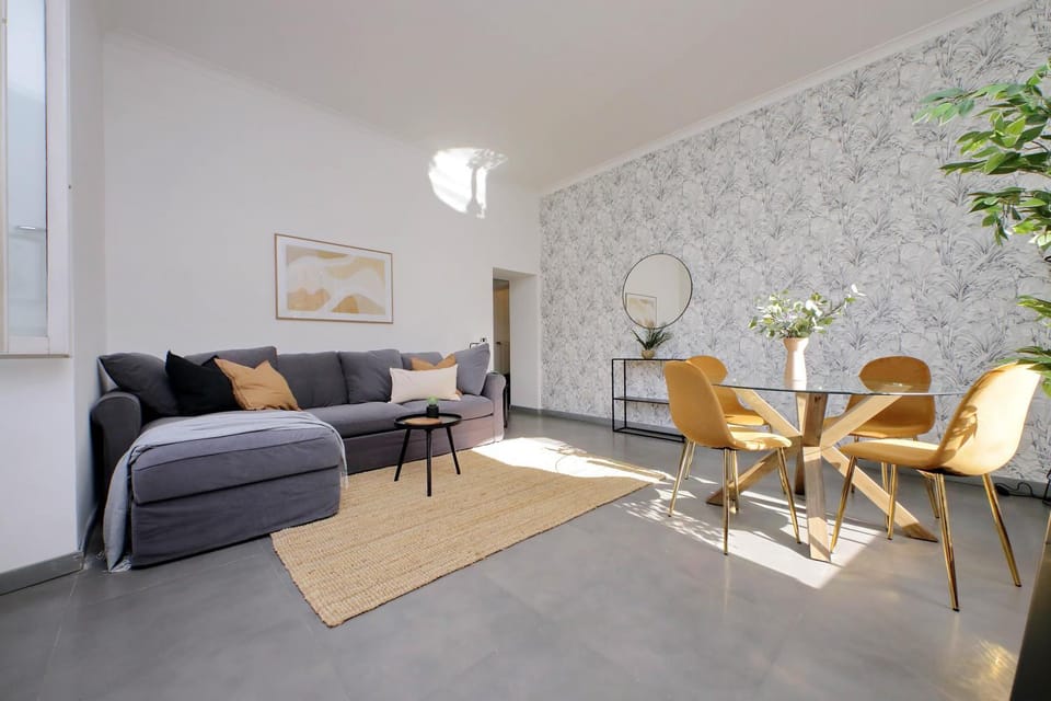 Lounge or bar
