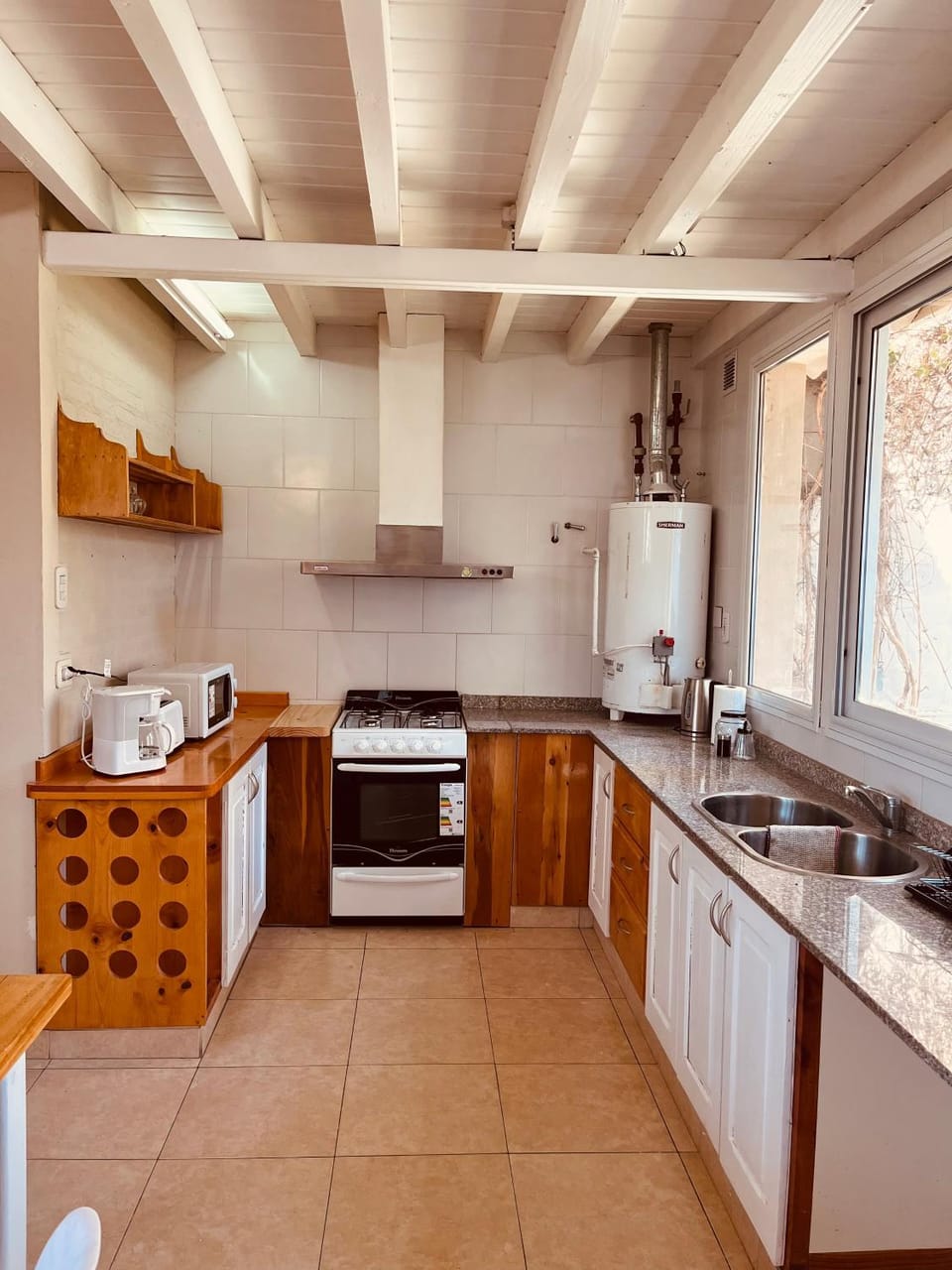 Kitchen or kitchenette, minibar, pet friendly, toaster