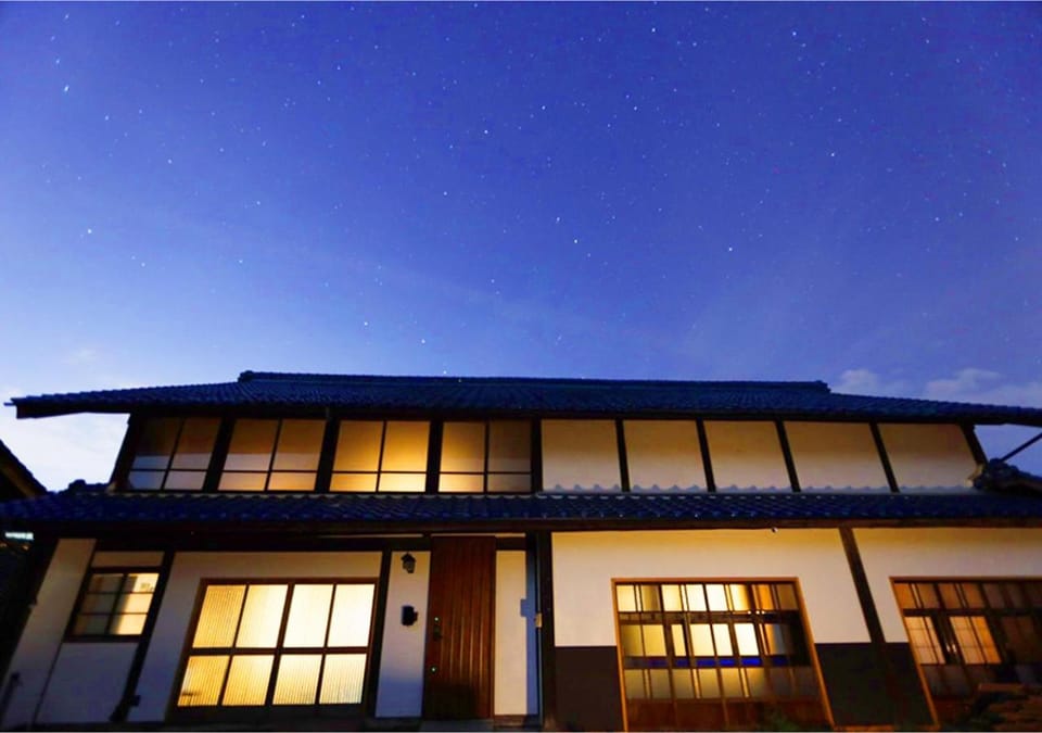 Property building, Night