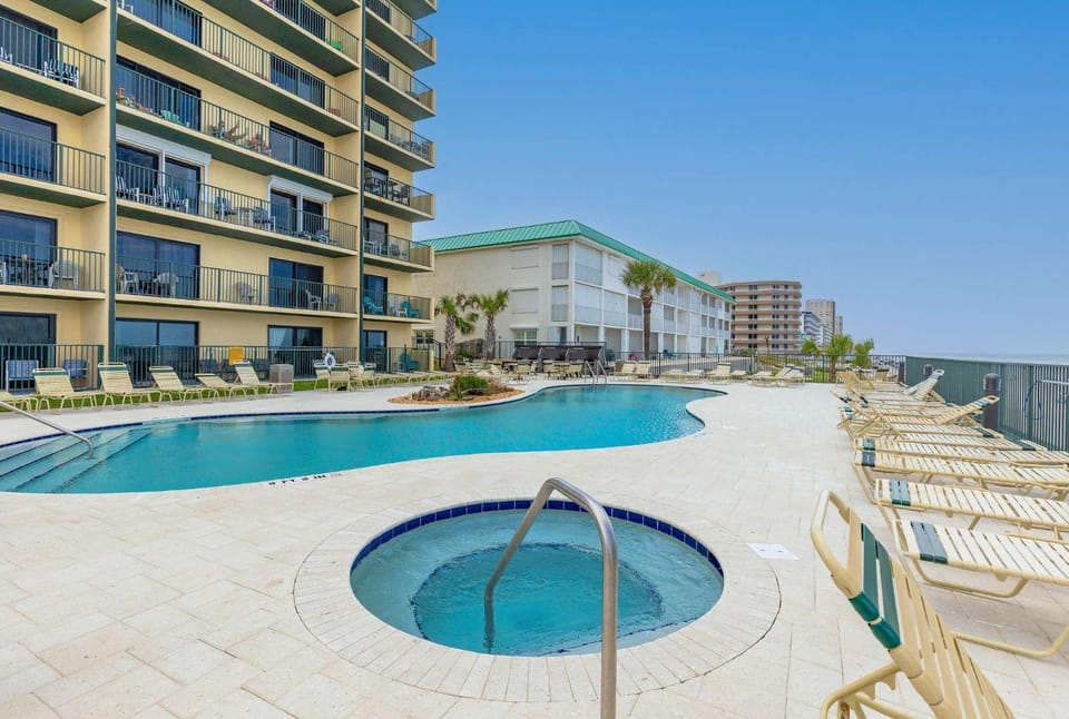 Aquamarine Suite at Sunglow Resort by Brightwild Apartment in Daytona Beach Shores