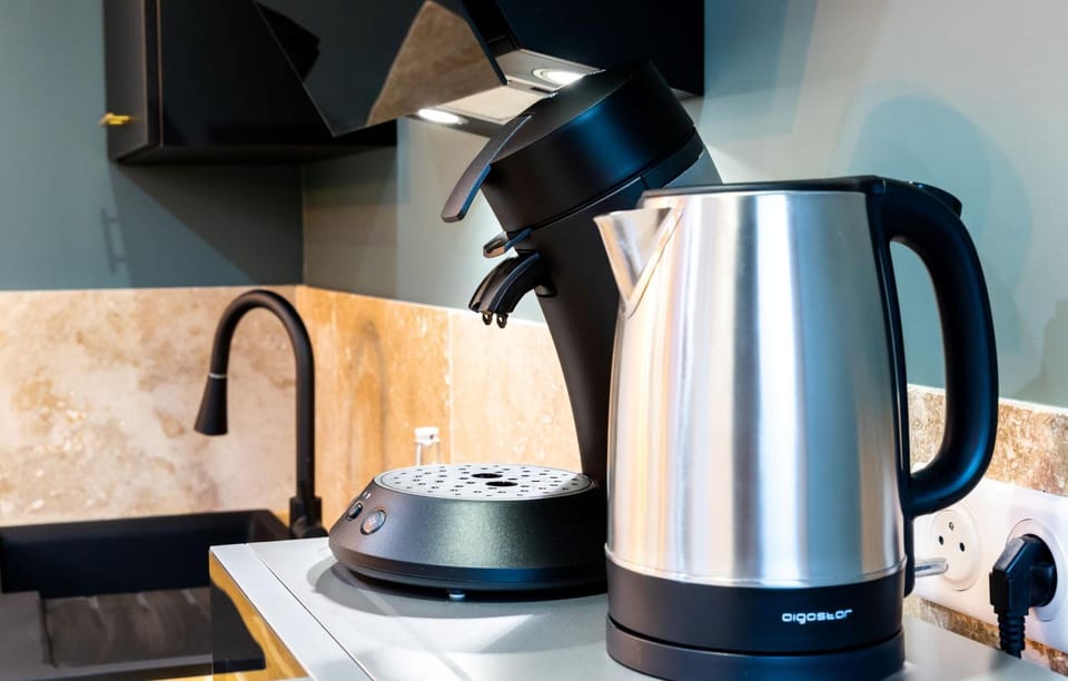 Coffee/tea facilities, Kitchen or kitchenette, toaster