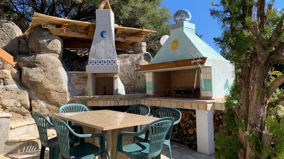 Villa Bellavista By La Via Del Mare Viaggi e Vacanze House in Sardinia