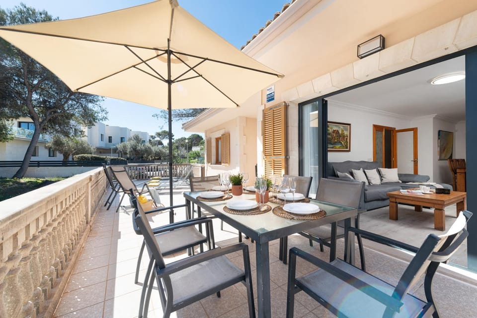 Villa CANTA, Muro Beach, Alcudia Villa in Pla de Mallorca