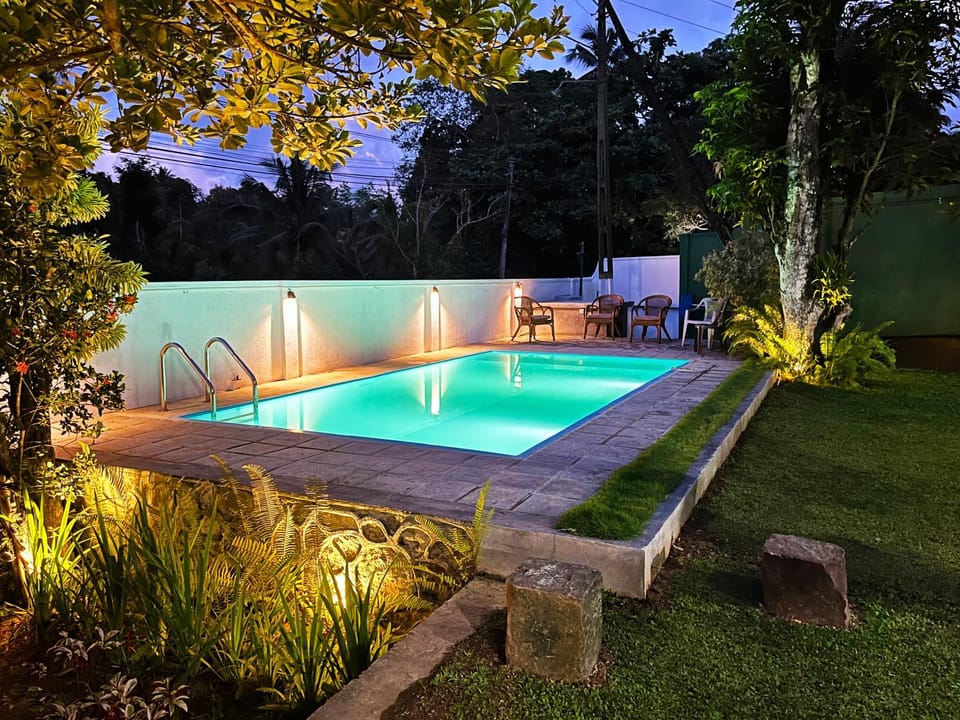 Pool view, Swimming pool, Swimming pool