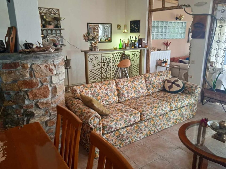 Living room, Seating area, Dining area, minibar